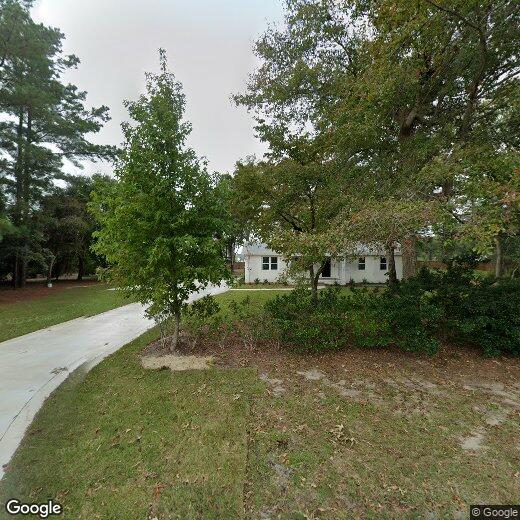 Primary Photo - 102 Edgewater Club Rd