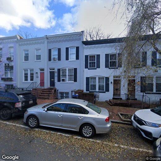 Foto principal - ROOM ONLY in 5-bed/2.0-bath Home