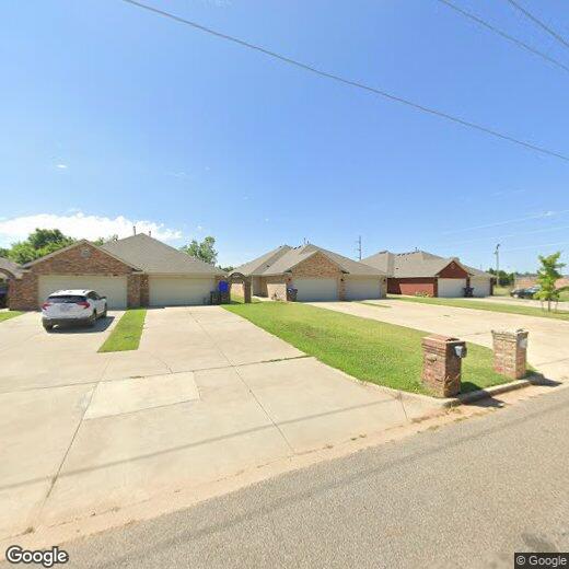 Primary Photo - 242 Woodbriar Rd