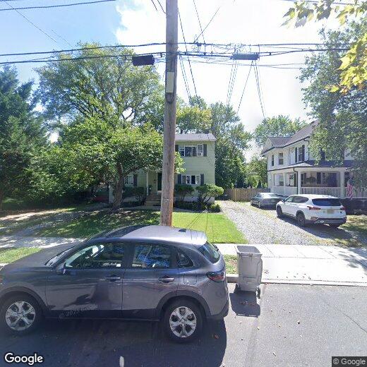 15 E Bergen Pl, Red Bank, NJ 07701 Room for Rent in Red Bank, NJ