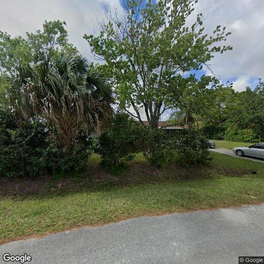 Primary Photo - 1130 Emerald Rd SE