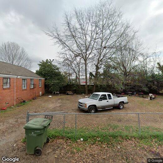 Primary Photo - 2802 Cherry St