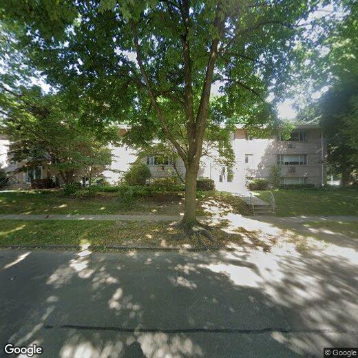 Foto principal - 1077 East Ave