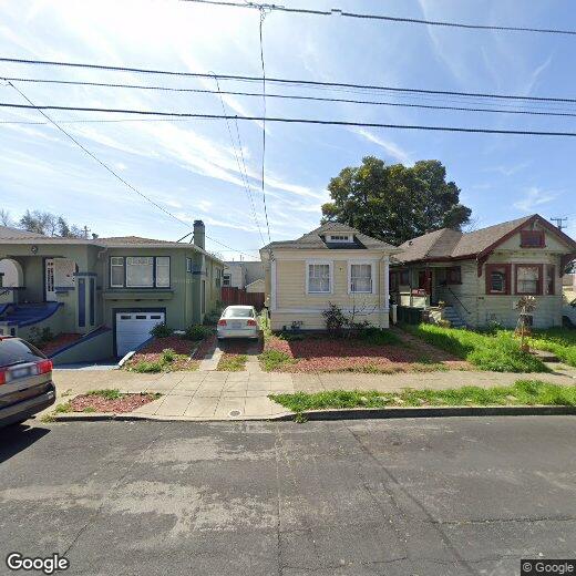 Primary Photo - 1021 44th St
