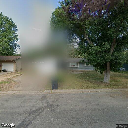 Primary Photo - 1000 Honeysuckle Ln