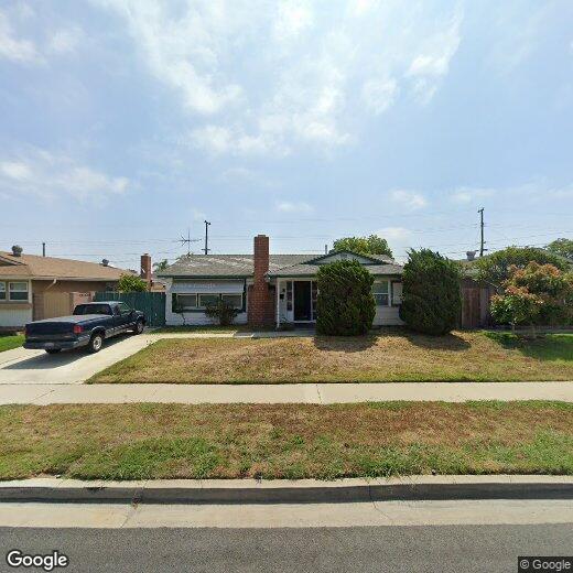 Primary Photo - 8822 Pierce Dr