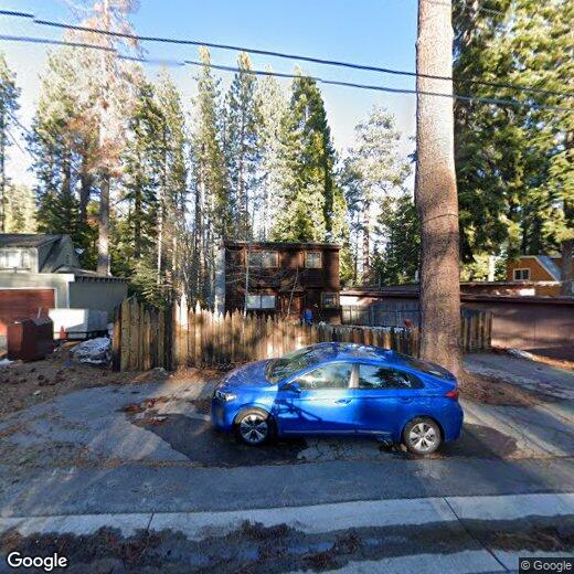 Primary Photo - 330 Jackpine St