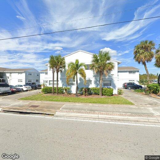 Primary Photo - LARGE NEWLY RENOVATED APARTMENTS