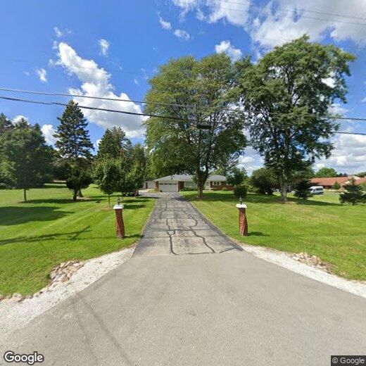 Primary Photo - 3840 N Green Bay Rd