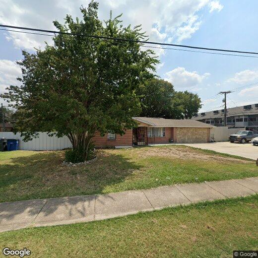 Primary Photo - 2858 Royal Ln