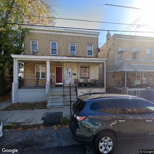 Primary Photo - 28 Dexter St