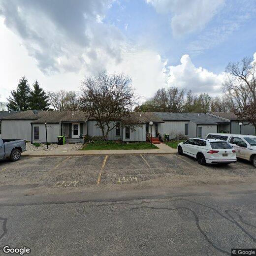 2 br, 1 bath House 1107 East Oak Dr House Rental in Fenton, MI