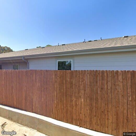 Primary Photo - 4610 Sausalito Dr