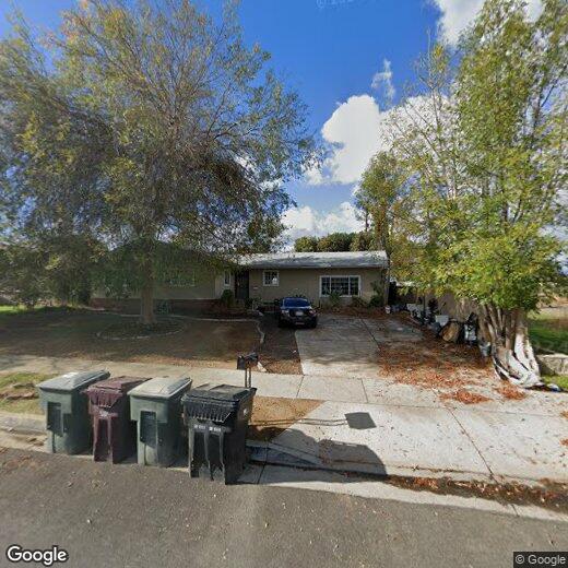 Primary Photo - 2037 Ridgeview Terrace