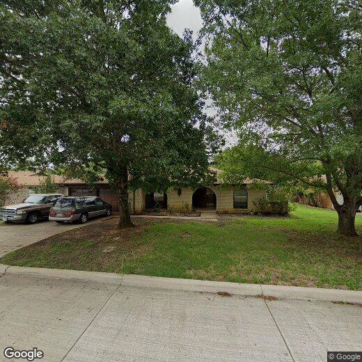 Primary Photo - 118 Juniper St