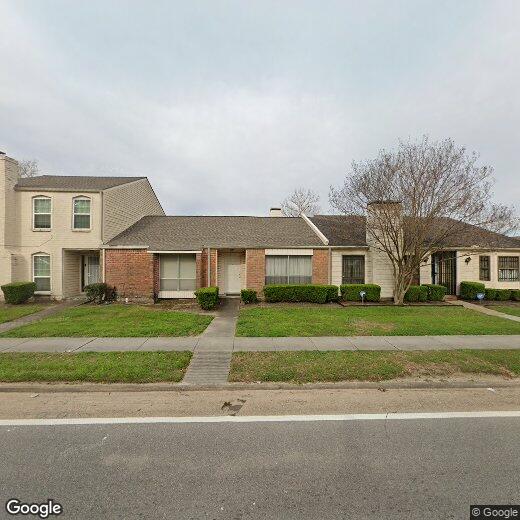 Foto principal - 9146 Wilcrest Dr