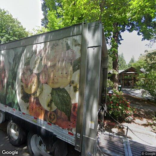 Foto principal - Charming Home in Coveted First Addition Ne...