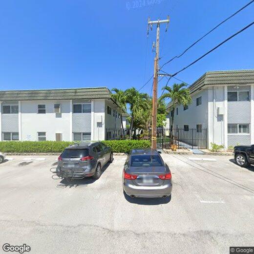 Foto principal - 1000 SE 15th St