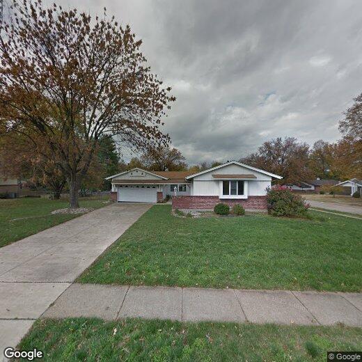 Foto principal - 2435 Birchview Dr