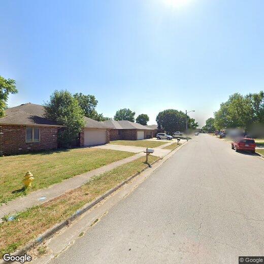 Foto principal - 324 E Edgewood St