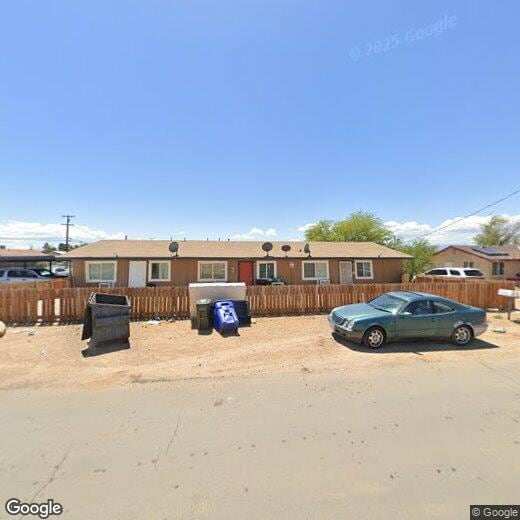 Foto principal - 11895 White Ave