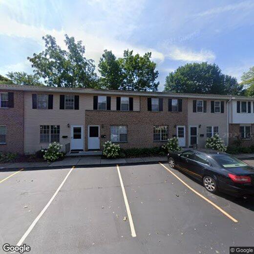 Primary Photo - 1082 Mt Hope Ave