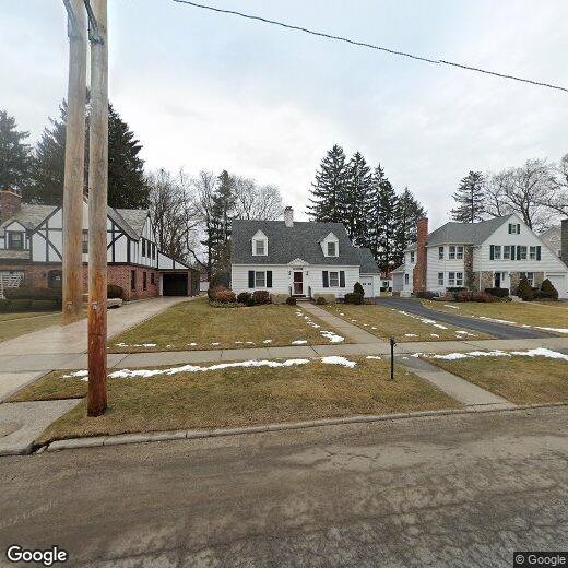 Primary Photo - 83 5th Ave