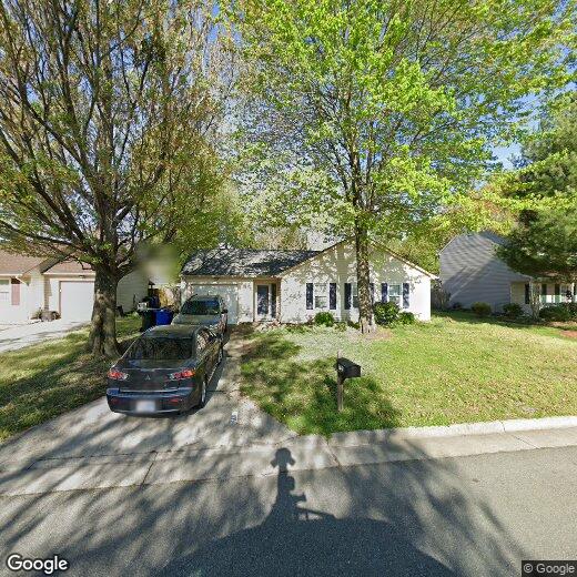 Foto principal - 3 br, 2 bath House - 733 Gunby Rd