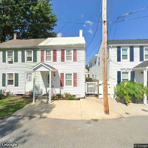 Primary Photo - 226 Hamilton St