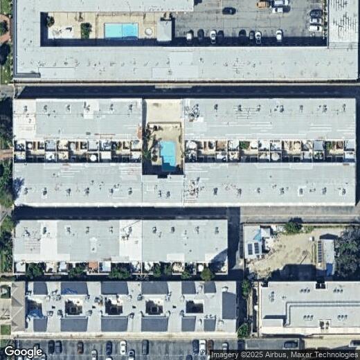 Foto principal - 7924 Woodman Ave