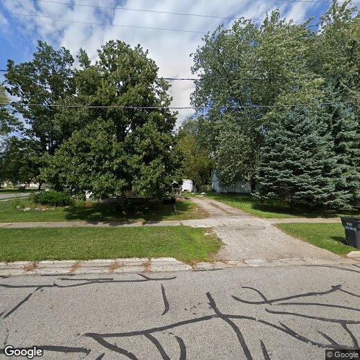 Primary Photo - 186 N Elm St