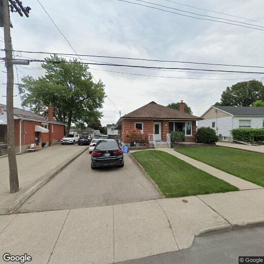 Primary Photo - 223 Erindale Ave