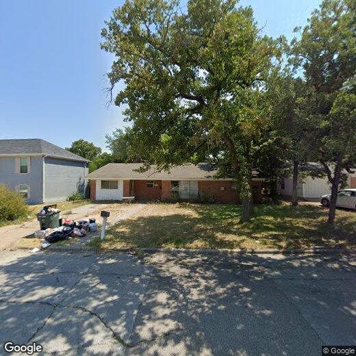 Primary Photo - 3909 Aspen St