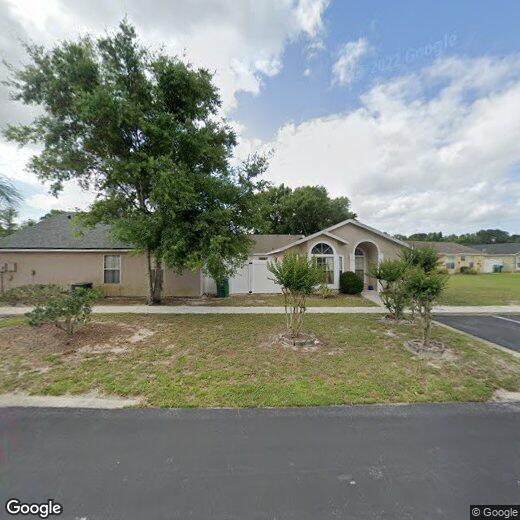 Primary Photo - CUTE!  3 BEDROOM / 2 BATH HOUSE (WINTER SP...