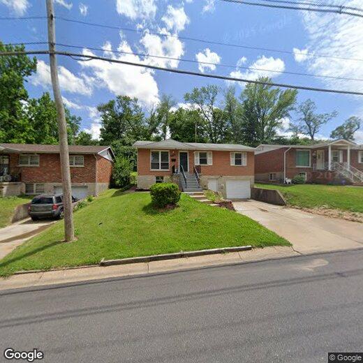 Primary Photo - 8442 Evans Ave