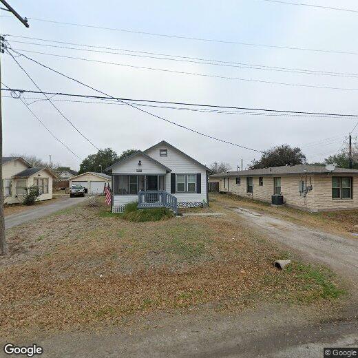 304 Hugh St, Sinton, TX 78387 House for Rent in Sinton, TX