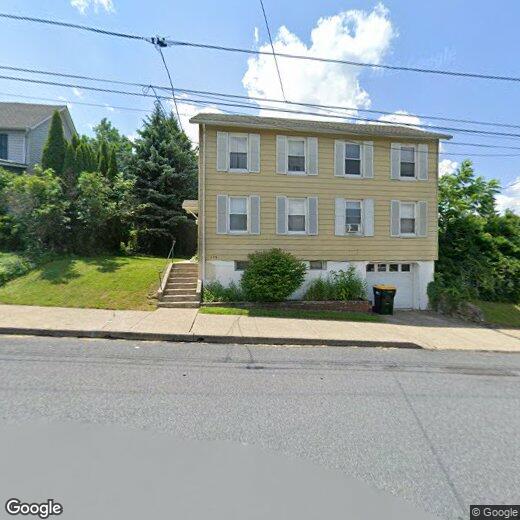 139 N Whitfield St, Nazareth, PA 18064 Room for Rent in Nazareth, PA