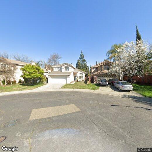 Foto principal - Family Home on a Court in W. Roseville