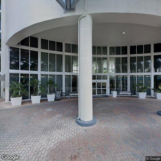 Primary Photo - 19111 Collins Ave