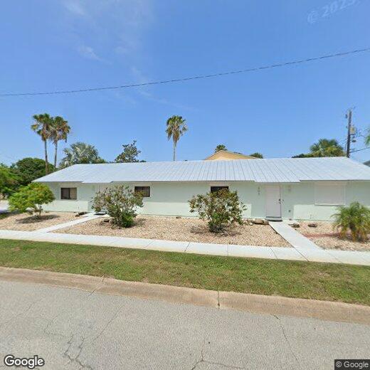 301 Pierce Ave, Cape Canaveral, FL 32920 Townhome Rentals in Cape