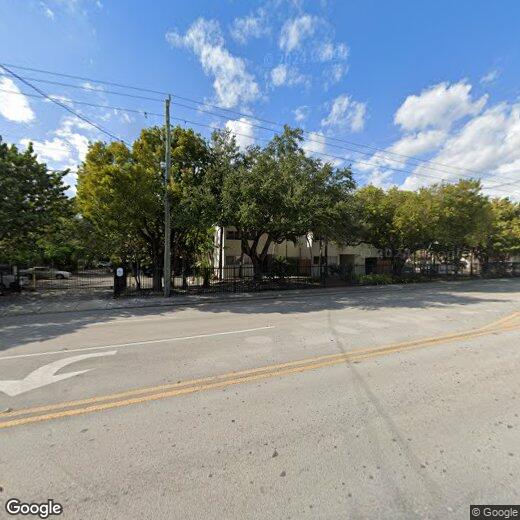 Primary Photo - 1914 SW 17th Ave