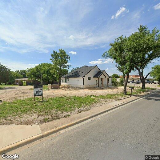 Primary Photo - 410 Veterans Ave
