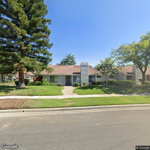 Primary Photo - 604 E Magill Ave