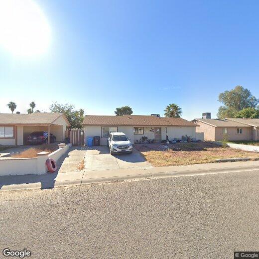 Primary Photo - 8453 W Piccadilly Rd