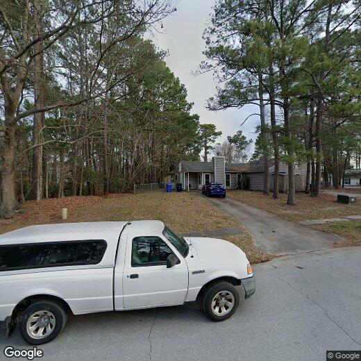 Primary Photo - 101 Twinwood Dr