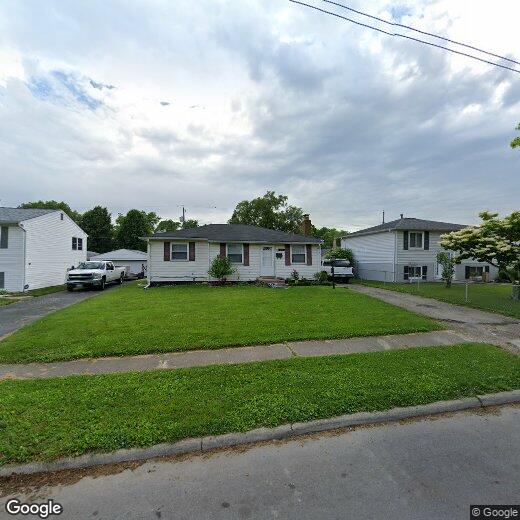 Primary Photo - 866 Higbee Dr N