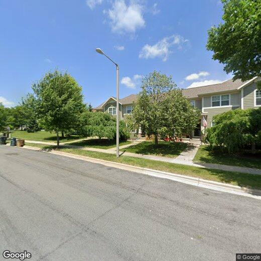 Primary Photo - Fantastic 2-Bedroom, 1 3/4-bathroom Townho...