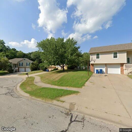 536 Sharon Dr, Liberty, MO 64068 House for Rent in Liberty, MO