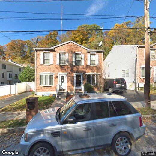 Primary Photo - 204 Parker Ave