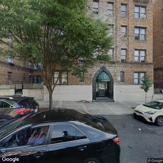 Foto principal - 2010 Powell Ave
